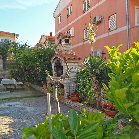 Fuer 2 Personen Ca 30 Qm In Pula, Istrien Istrische Riviera * Пула