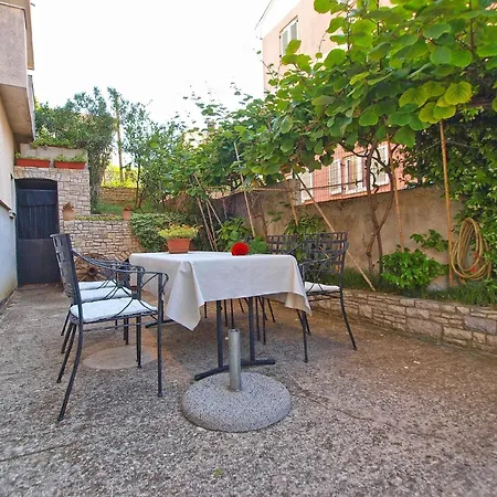 Fuer 2 Personen Ca 30 Qm In Pula, Istrien Istrische Riviera Пула