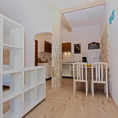 Lejlighed Fuer 2 Personen Ca 30 Qm In Pula, Istrien Istrische Riviera *